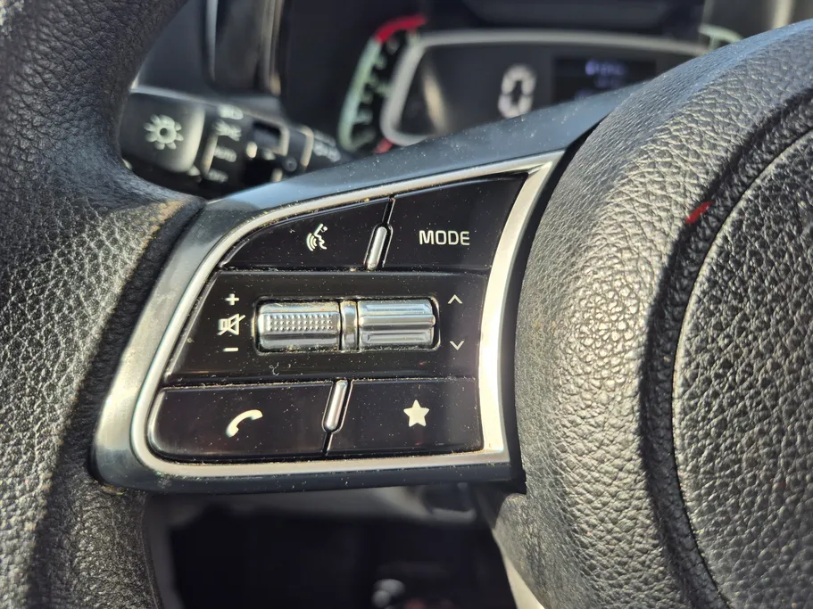 2023 Kia SONET LX 