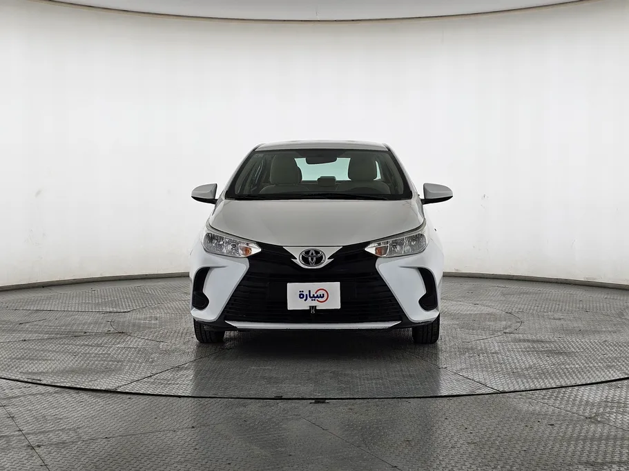 2022 Toyota Yaris  Y 