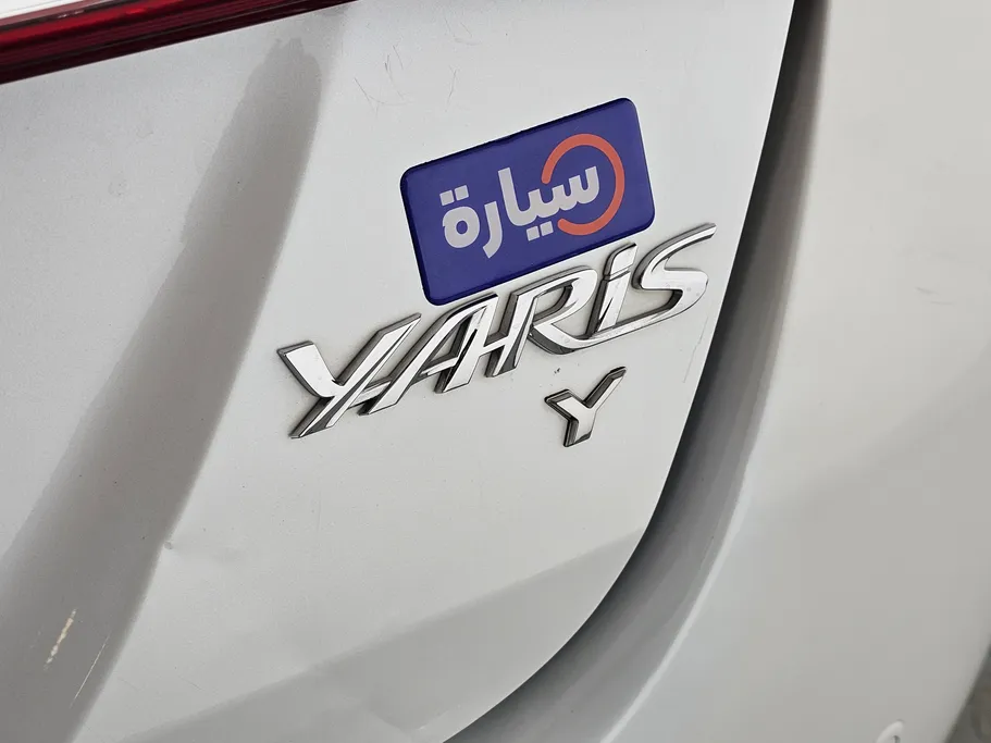 2022 Toyota Yaris  Y 