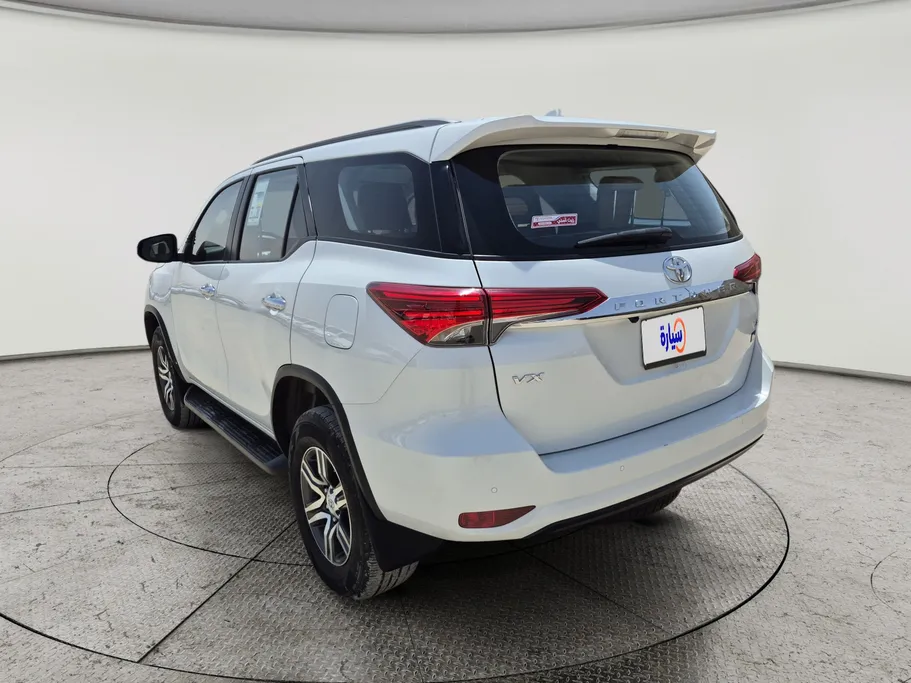 2024 Toyota Fortuner VX 