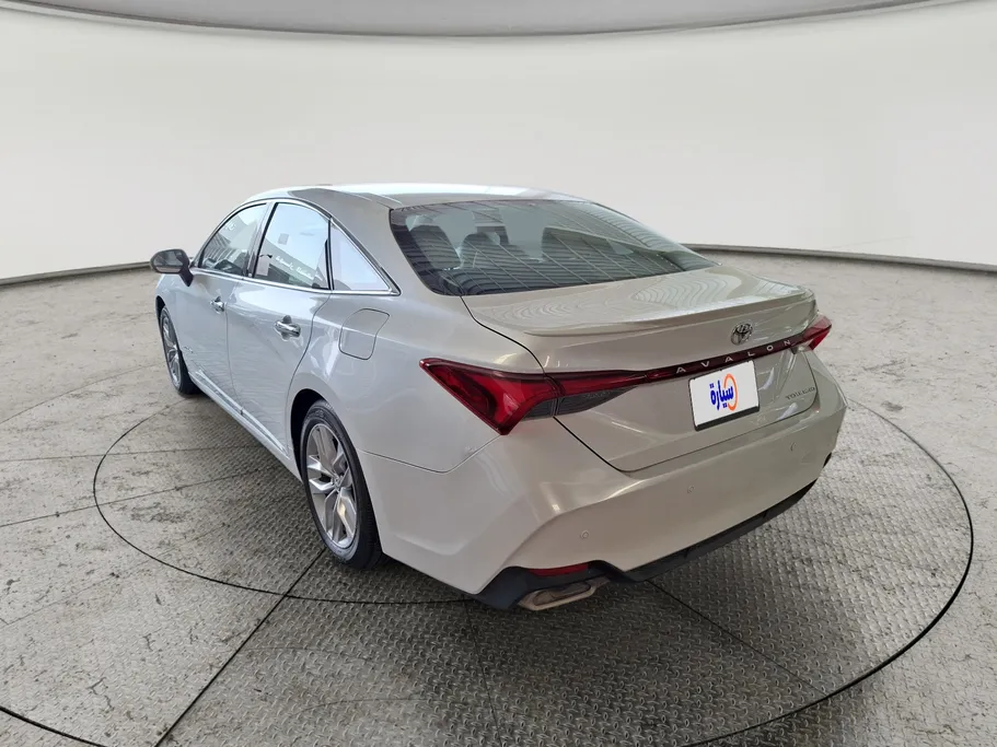 2022 Toyota Avalon Touring 