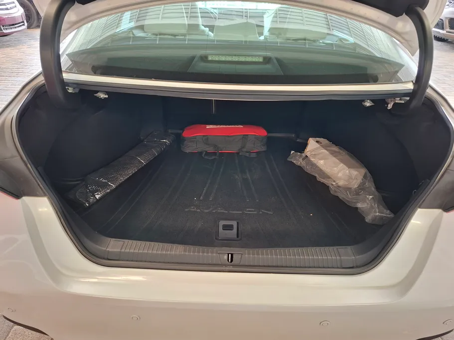 2022 Toyota Avalon Touring 