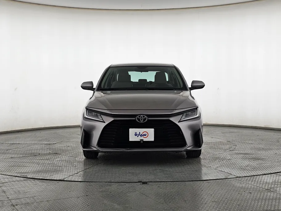 2023 Toyota Yaris  Y 
