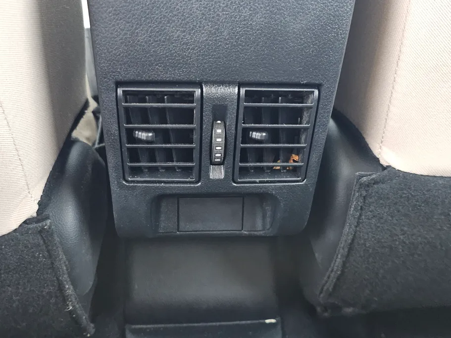 2023 Toyota Yaris  Y 