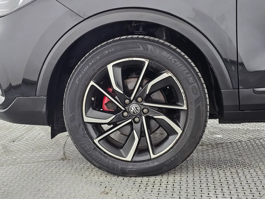 2022 ام جي ZS LUX 