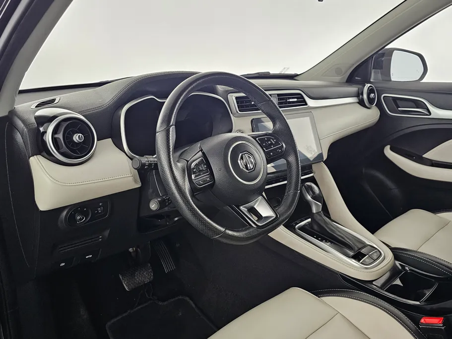 2022 ام جي ZS LUX 