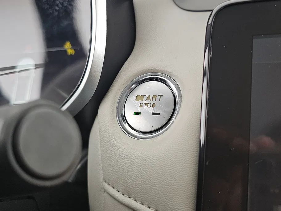 2022 ام جي ZS LUX 