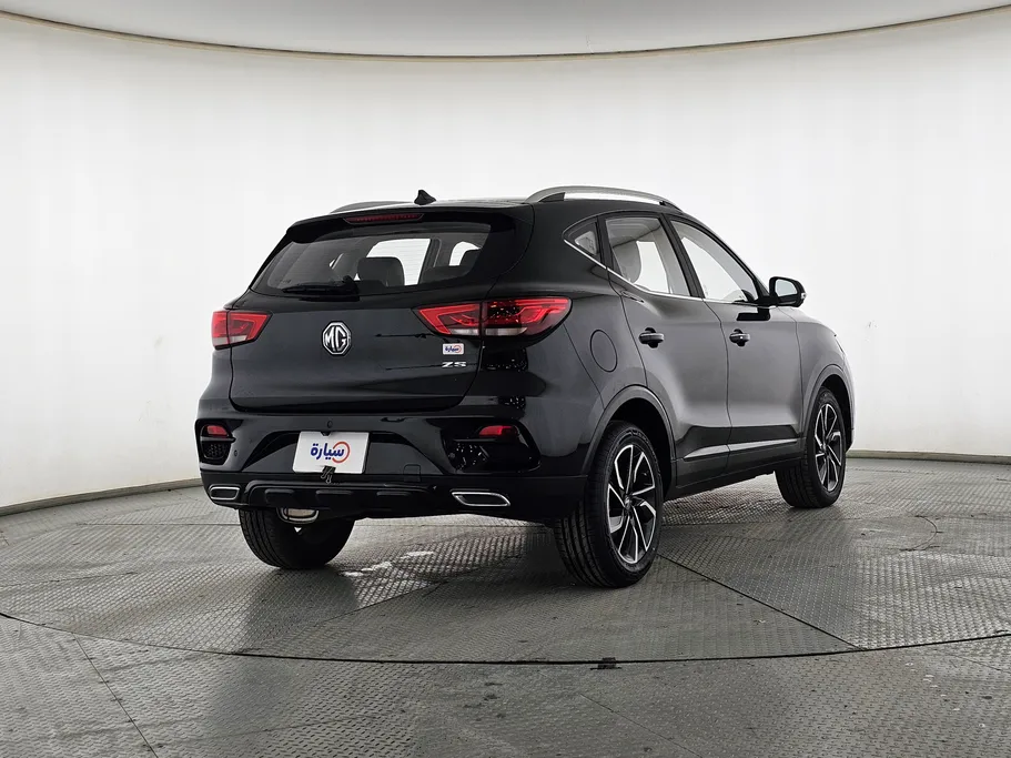 2022 ام جي ZS LUX 