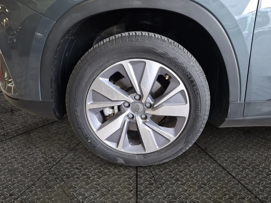 2022 Geely Okavango Full 