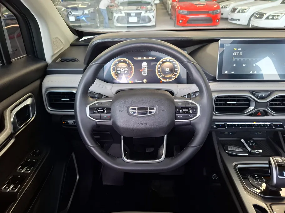 2022 Geely Okavango Full 
