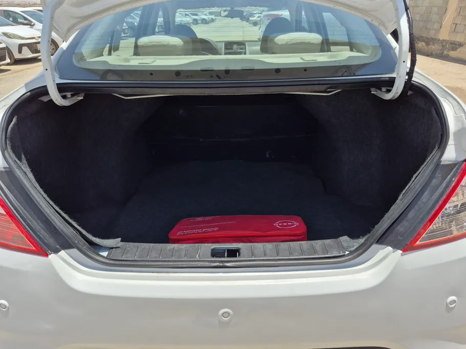 2024 Nissan Sunny SV Comfort 