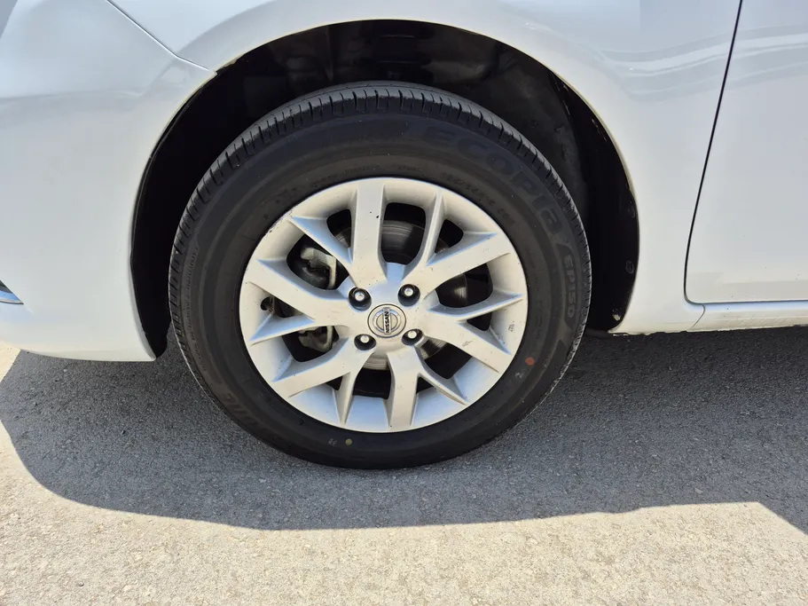 2024 Nissan Sunny SV Comfort 