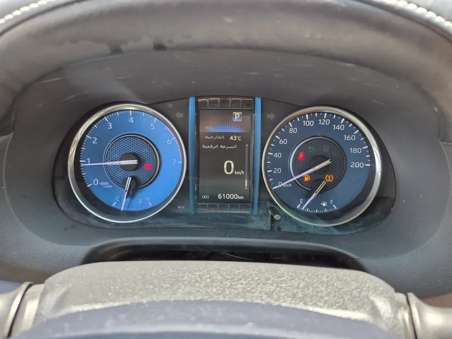 2024 تويوتا Fortuner VX1 