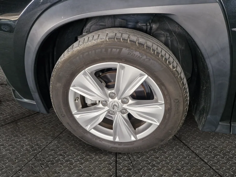 2023 Lexus UX 200 