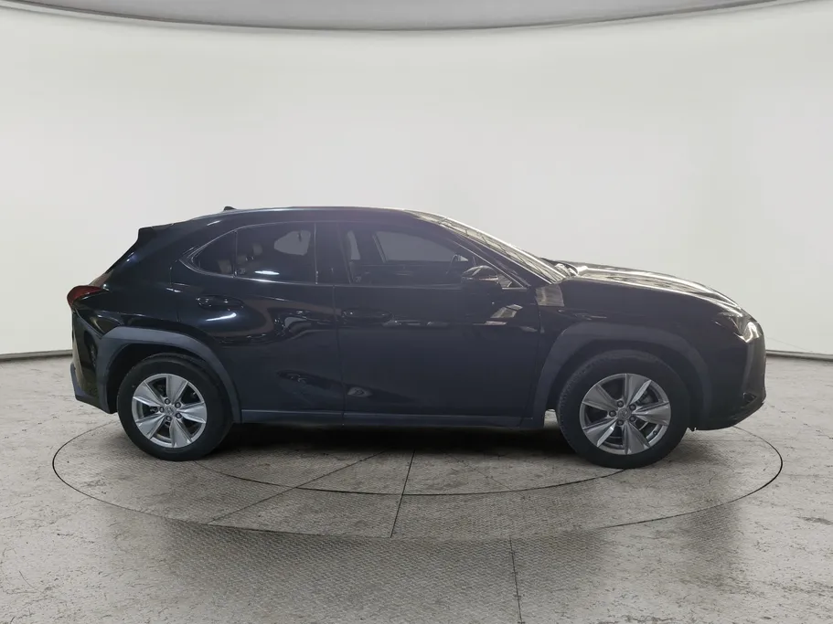 2023 Lexus UX 200 