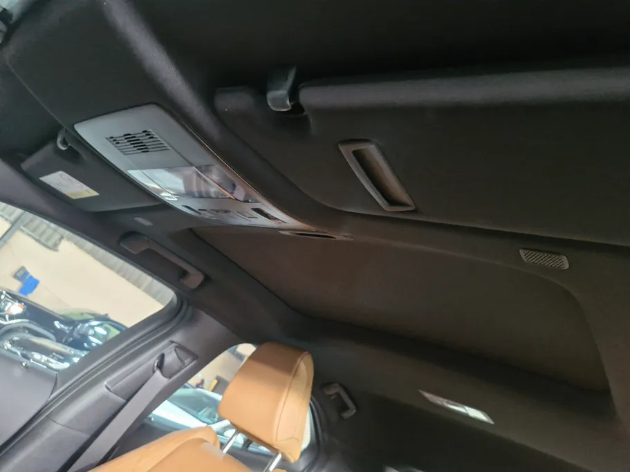 2023 Lexus UX 200 