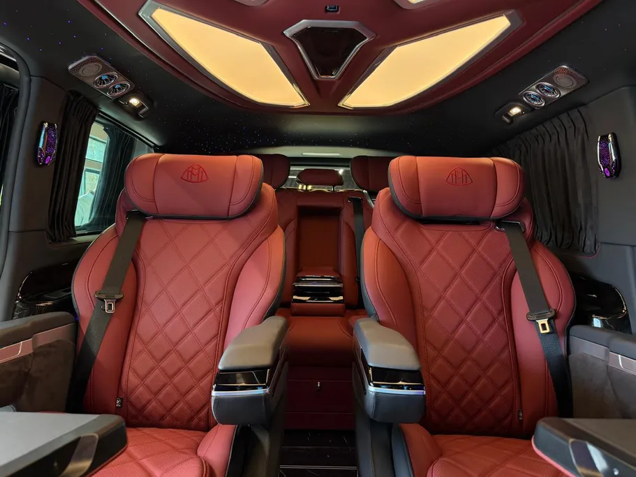 2025 Mercedes V300  