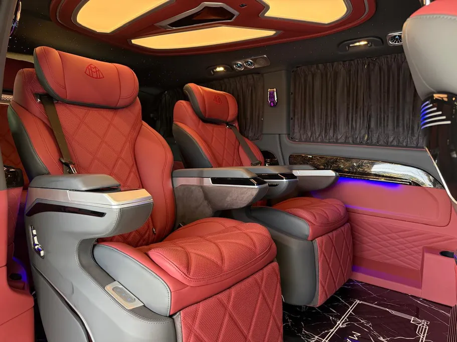 2025 Mercedes V300  