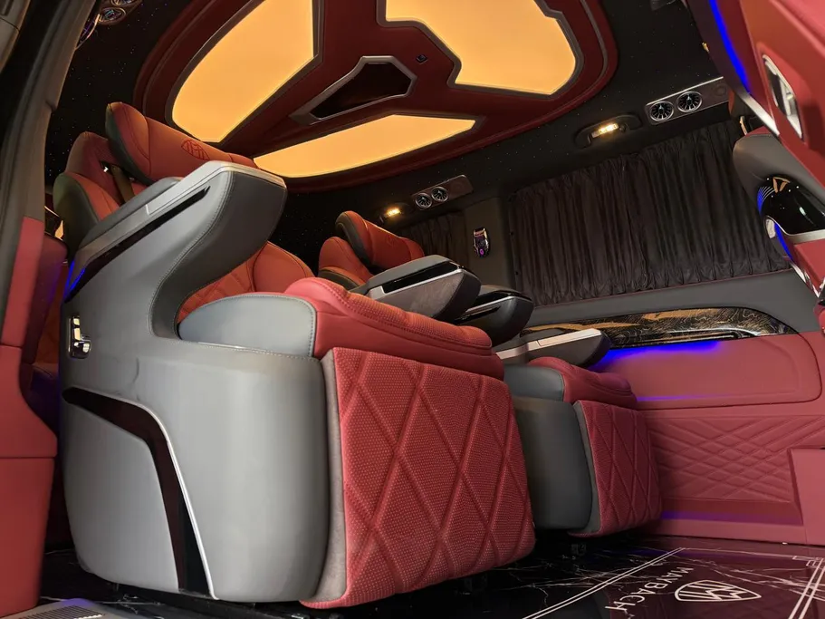 2025 Mercedes V300  