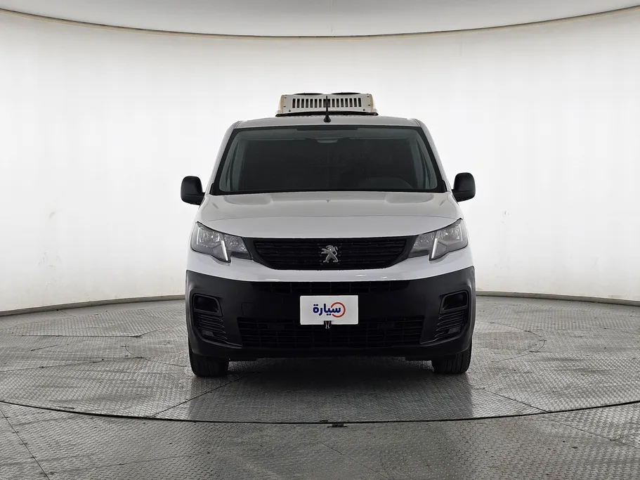 بيجو بارتنر Long van 2024 