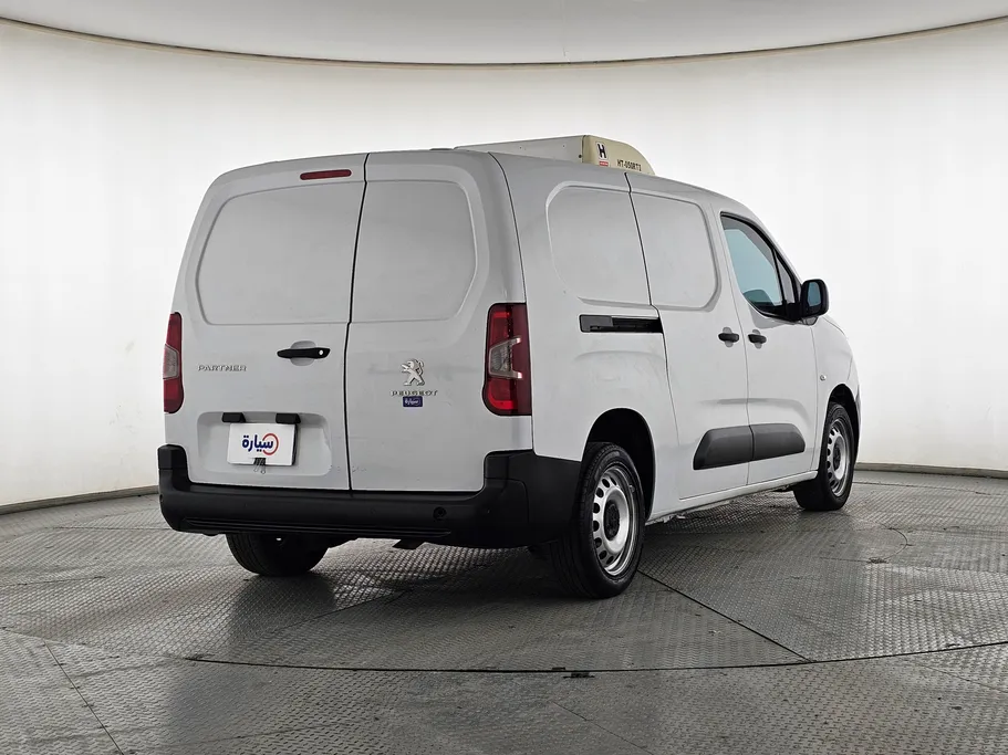بيجو بارتنر Long van 2024 