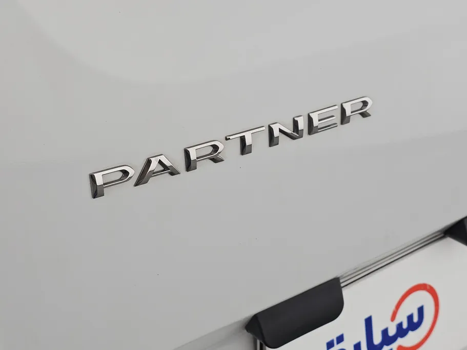 بيجو بارتنر Long van 2024 