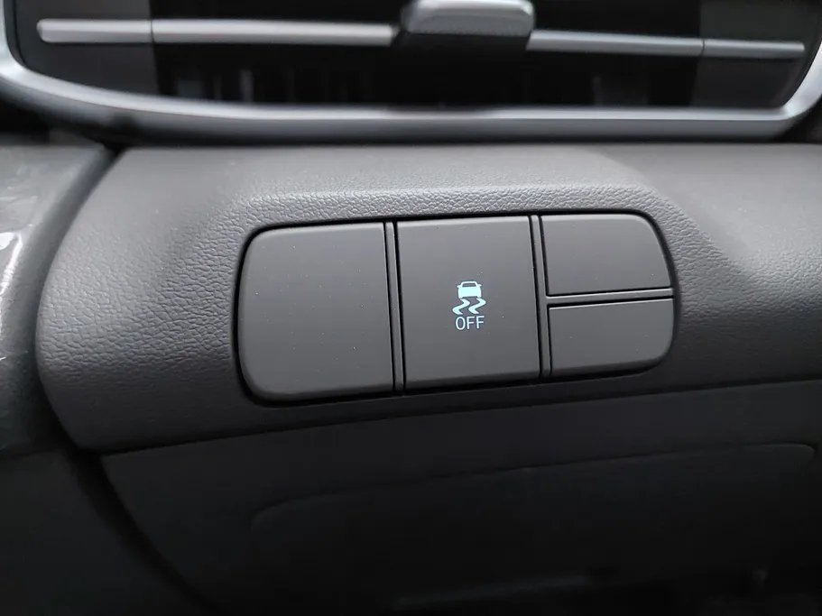 2024 Hyundai Elantra Smart 
