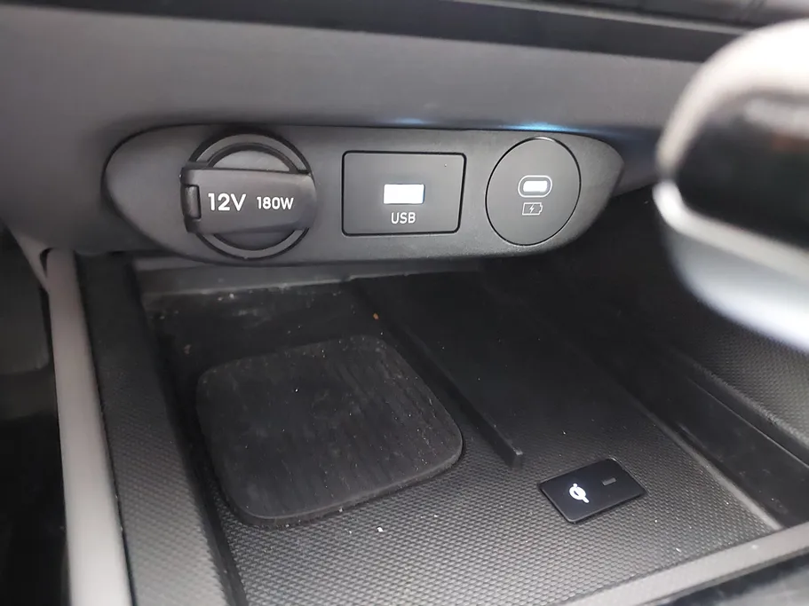 2024 Hyundai Elantra Smart 