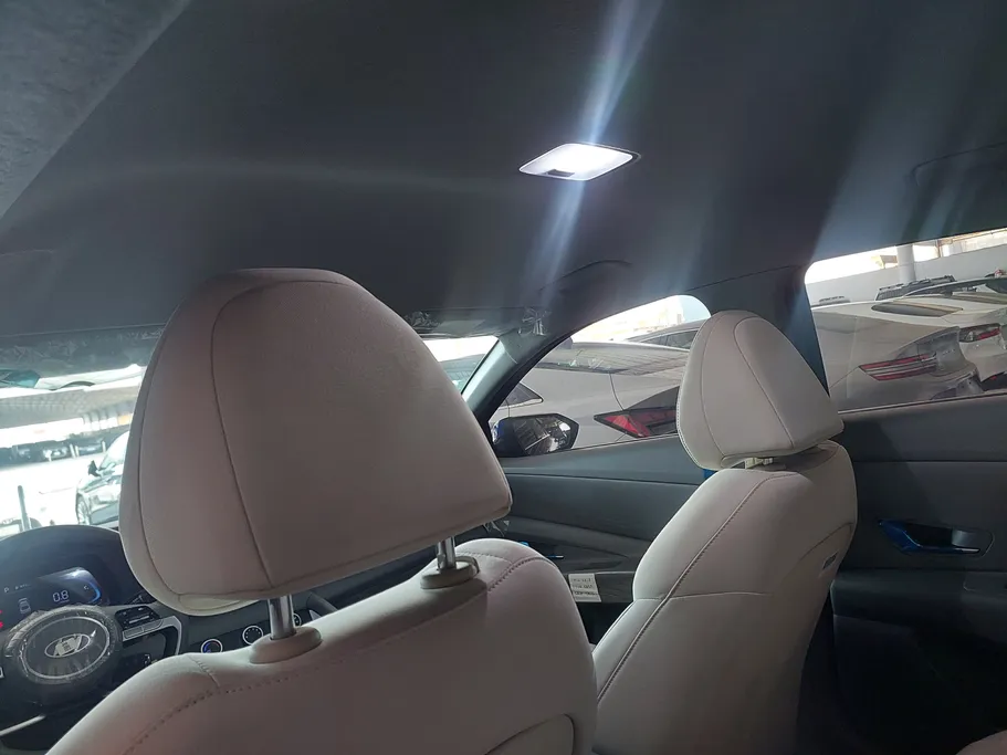 2024 Hyundai Elantra Smart 