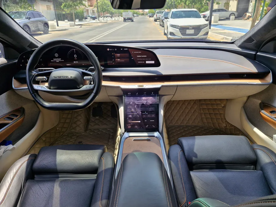 2024 Lucid Air Touring 