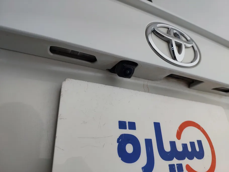 تويوتا راف فور LE 2022 