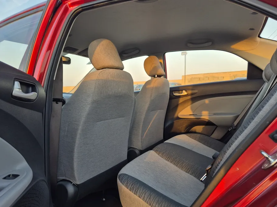 2022 Kia Pegas LX 