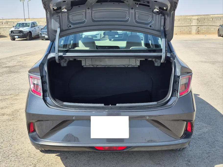هيونداي Grand i10 فلييت 2024 