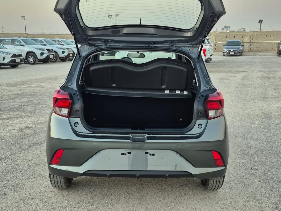 هيونداي Grand i10 فلييت 2025 
