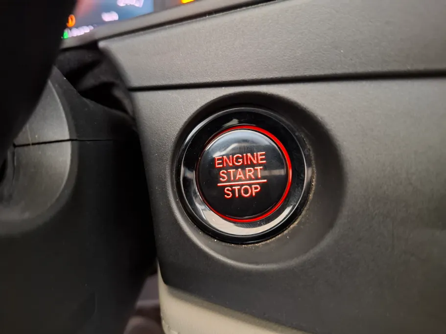 هوندا اكورد LX 2025 