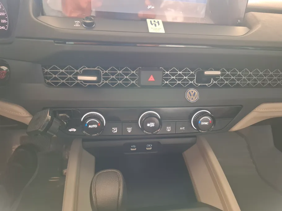 هوندا اكورد LX 2025 