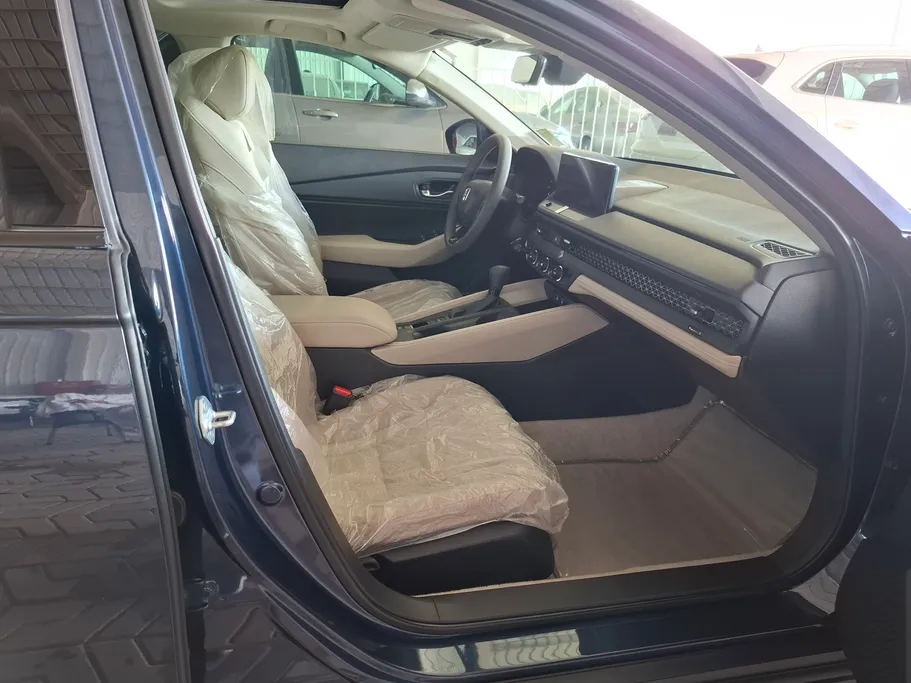 هوندا اكورد LX 2025 