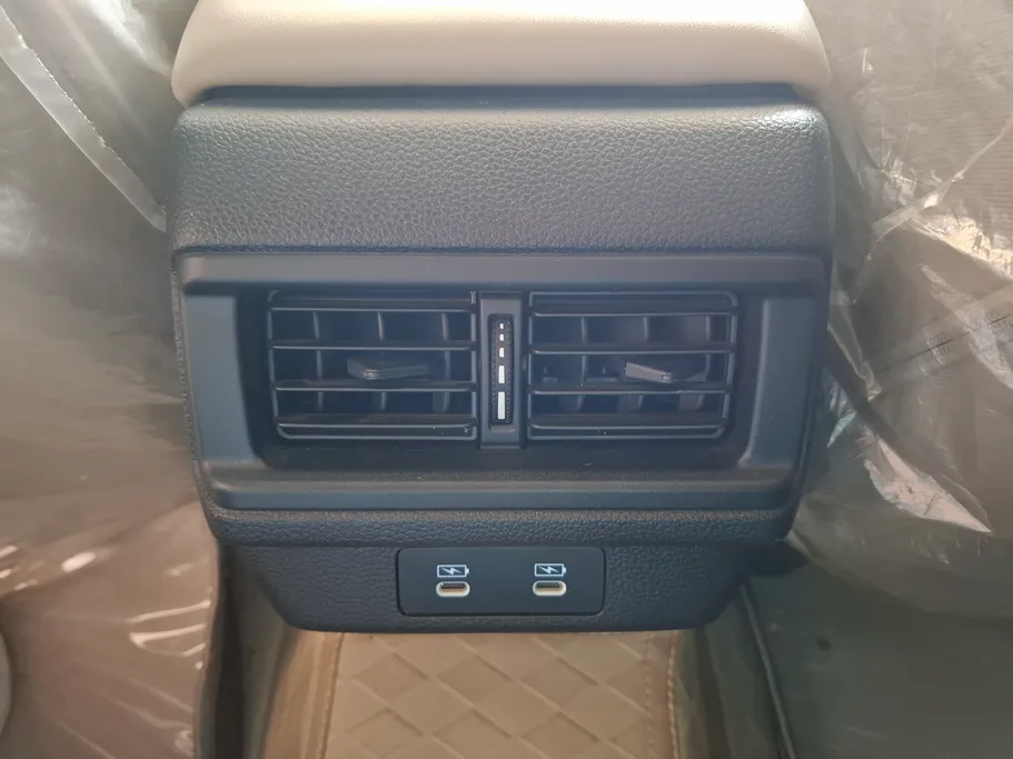 هوندا اكورد LX 2025 