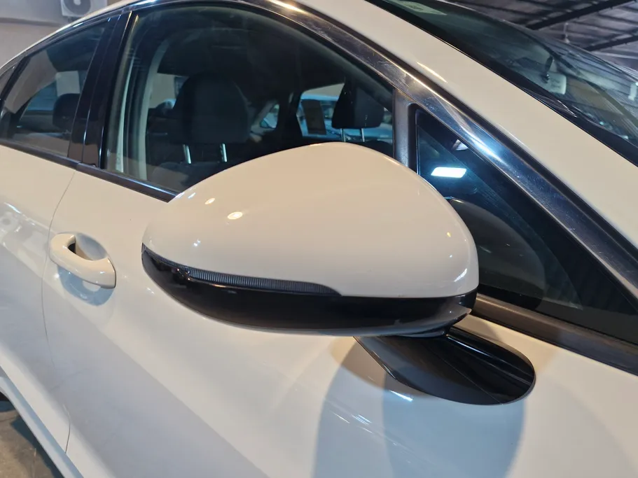 2023 Kia K5 LX 