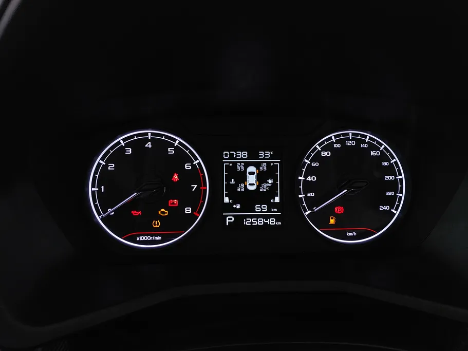 جيلي امجراند GS 2024 