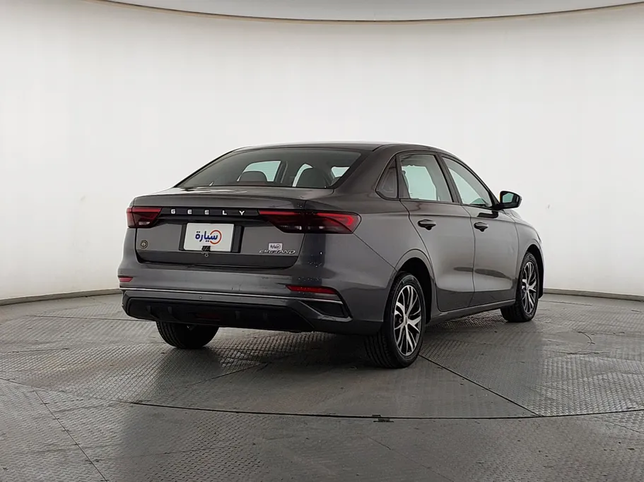جيلي امجراند GS 2024 