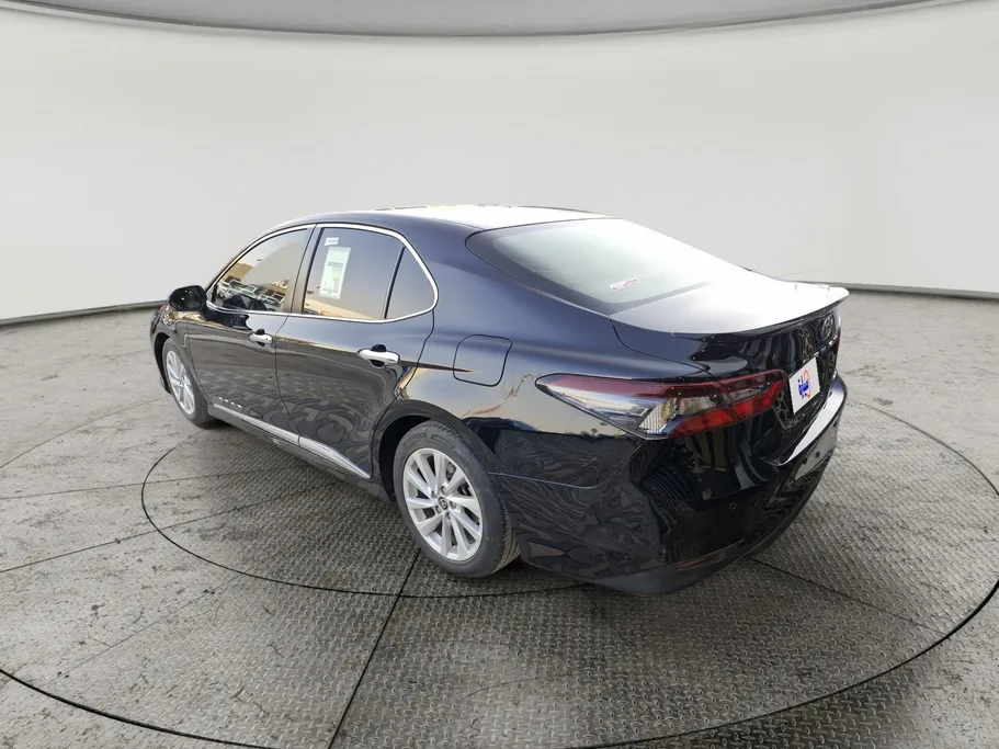 2023 Toyota Camry  GLE 