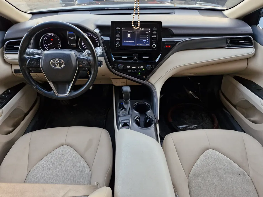 2023 Toyota Camry  GLE 