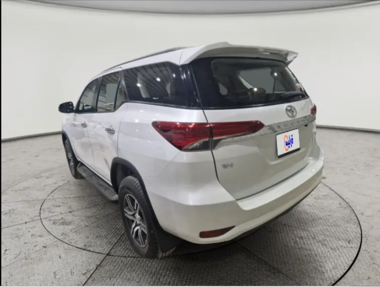 2024 Toyota Fortuner VX 