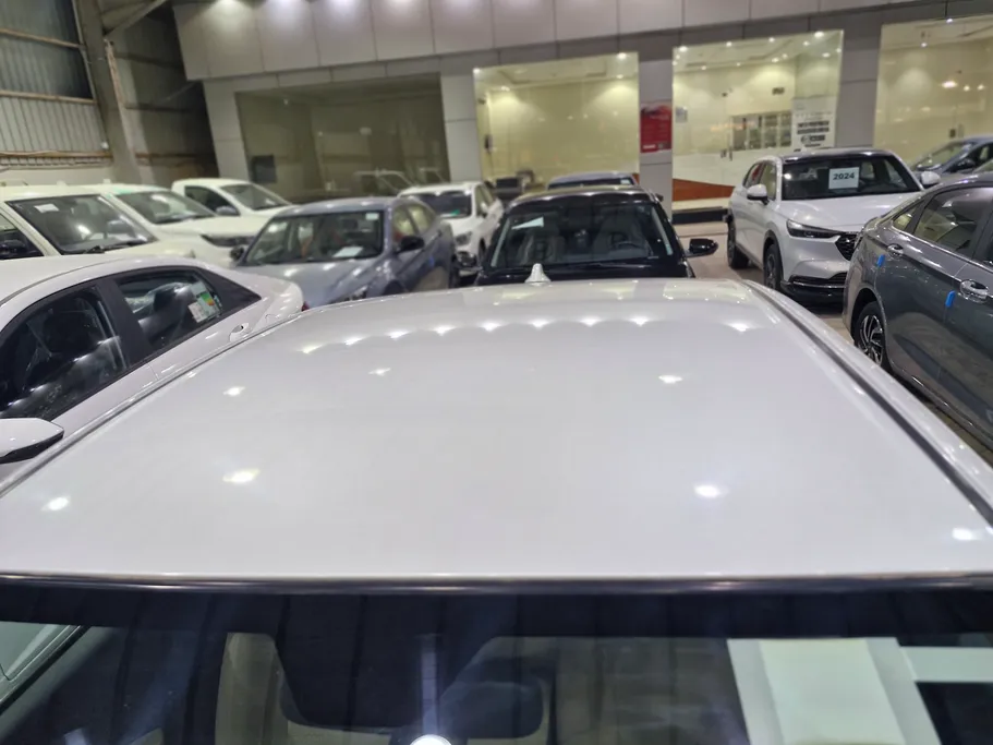 2023 Toyota Yaris  Y 