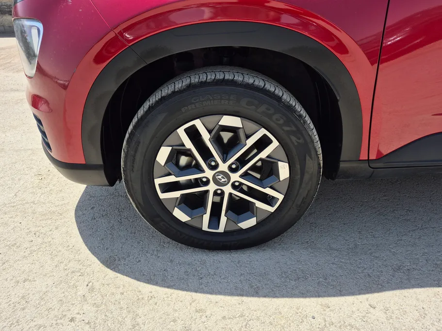 2024 Hyundai Venue Smart 