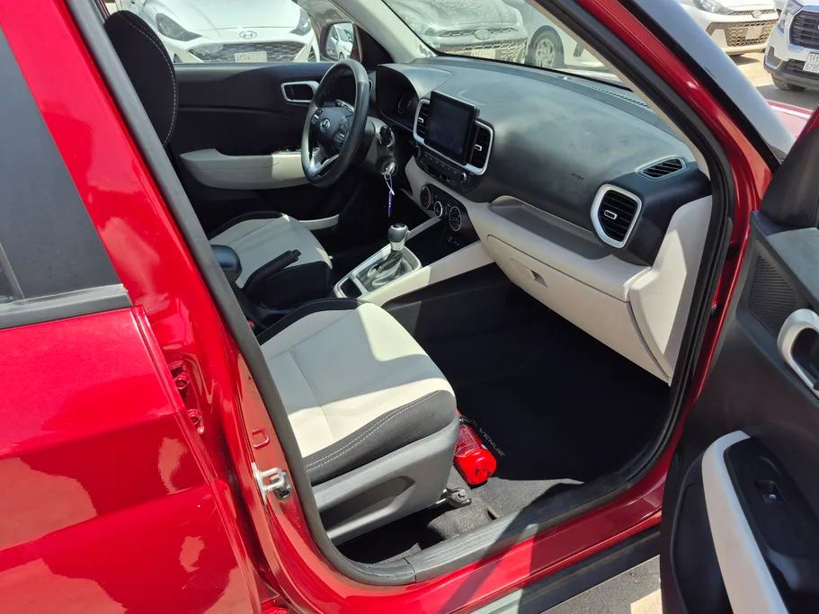 2024 Hyundai Venue Smart 