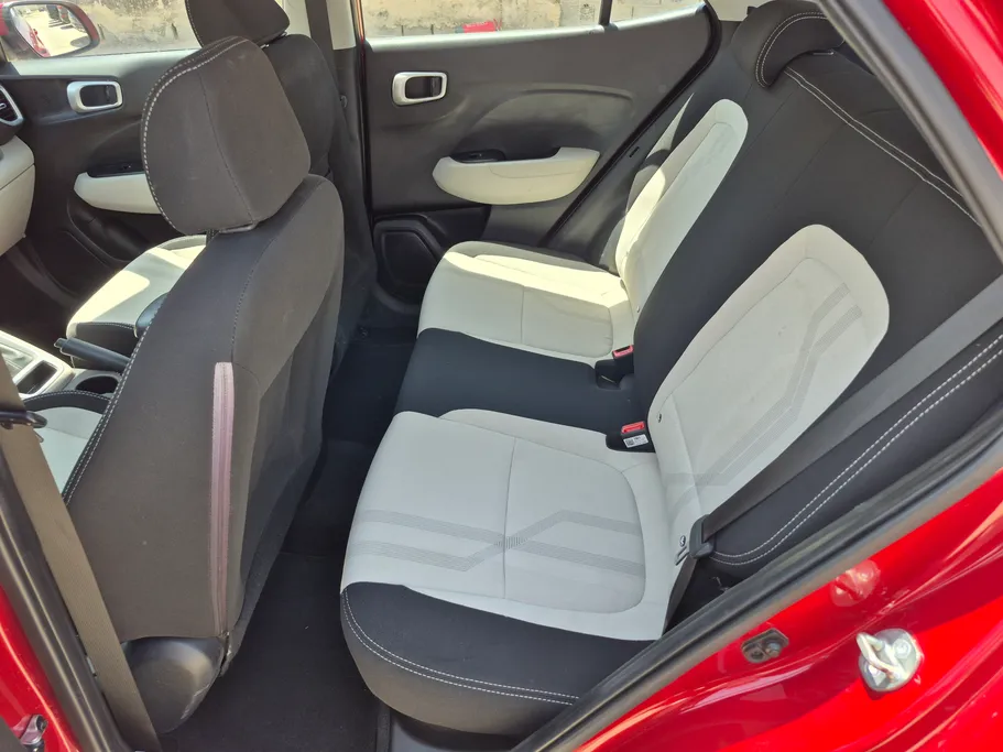 2024 Hyundai Venue Smart 