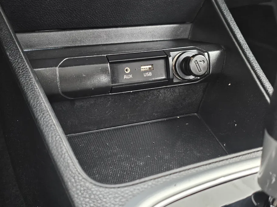 2023 Kia Pegas GL 