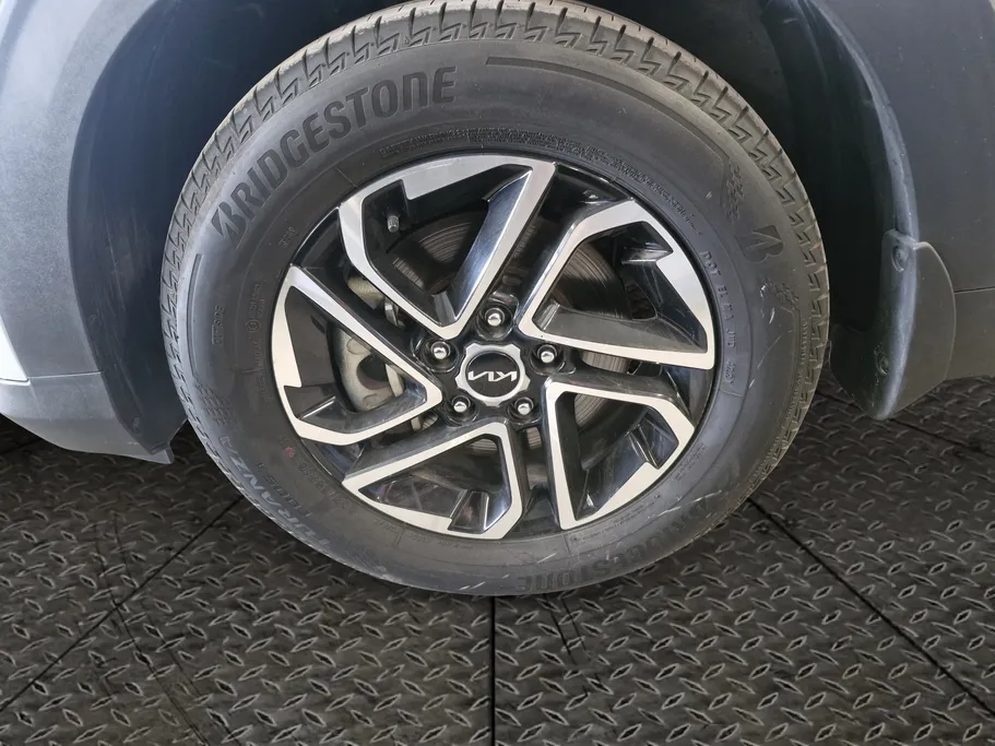 2023 Kia Carens LX 
